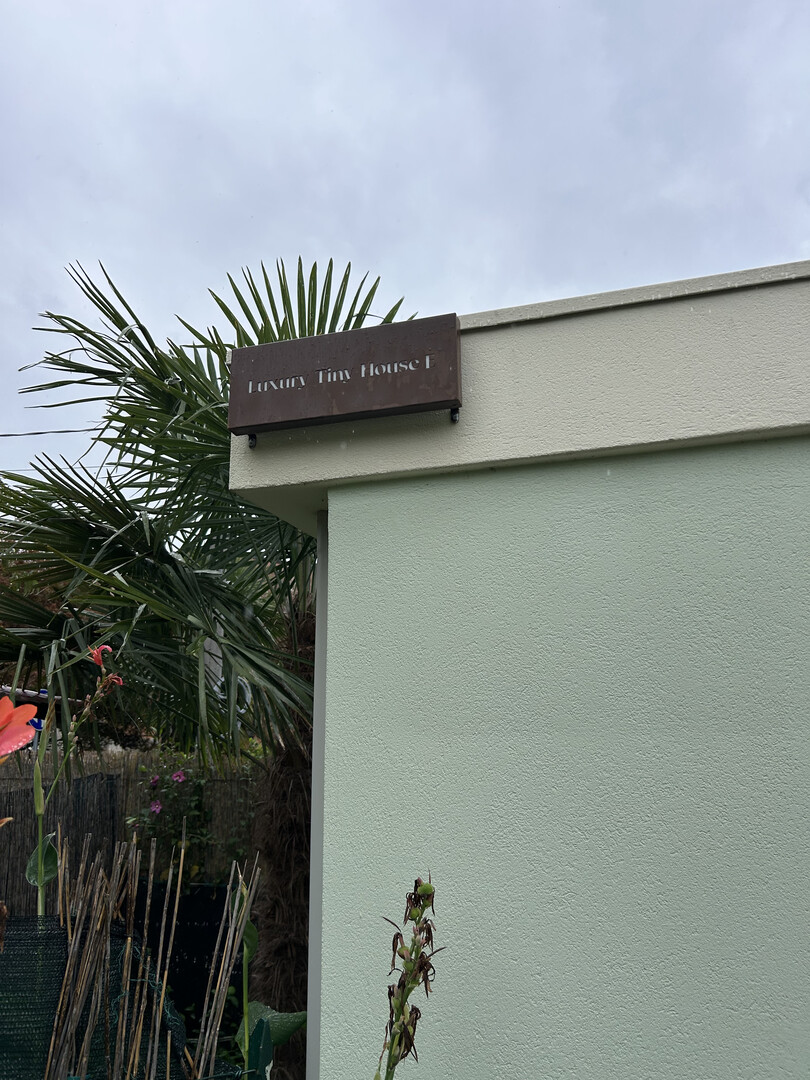 Tiny House Luxury E Marker